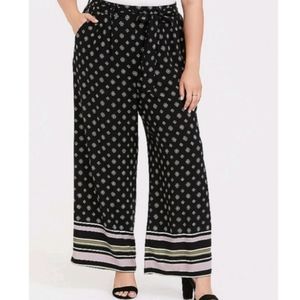 NWT Torrid Wide Leg Print Pants 3x